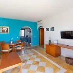 Vik Coral Otel