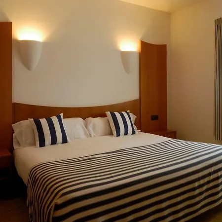 Hotell Vik Coral