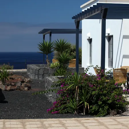 Vik Coral 3*