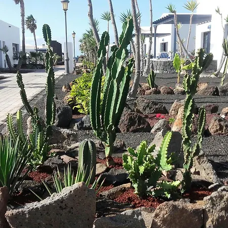 Vik Coral Ξενοδοχείο 3*