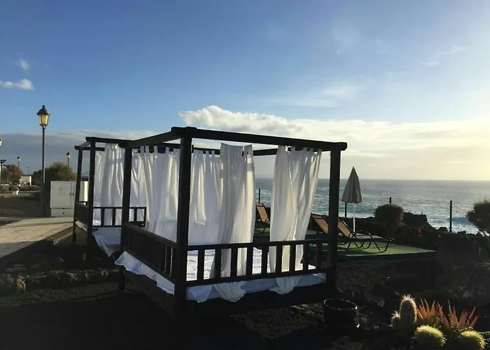 Vik Coral Szálloda 3*