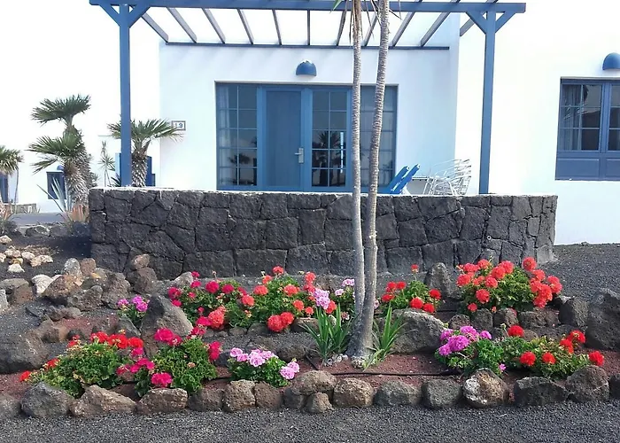 Vik Coral Szálloda 3*