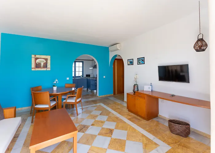 Vik Coral Ξενοδοχείο