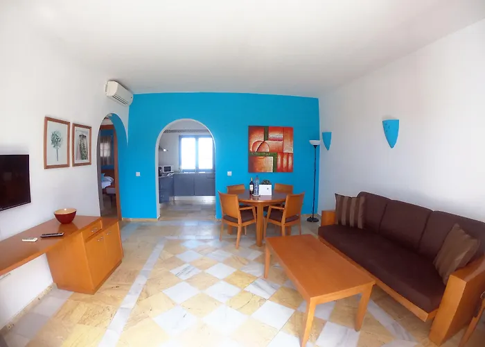 Vik Coral Ξενοδοχείο 3*