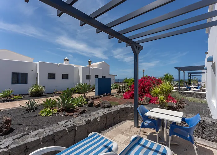 Ξενοδοχείο Vik Coral