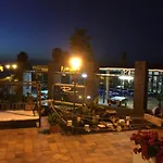 Готель Vik Coral 3*