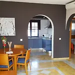 Готель Vik Coral